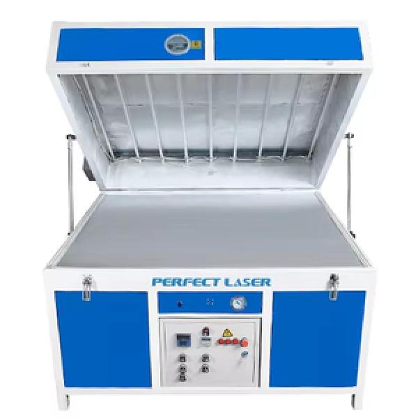 Plastic Vacuum Forming Machine